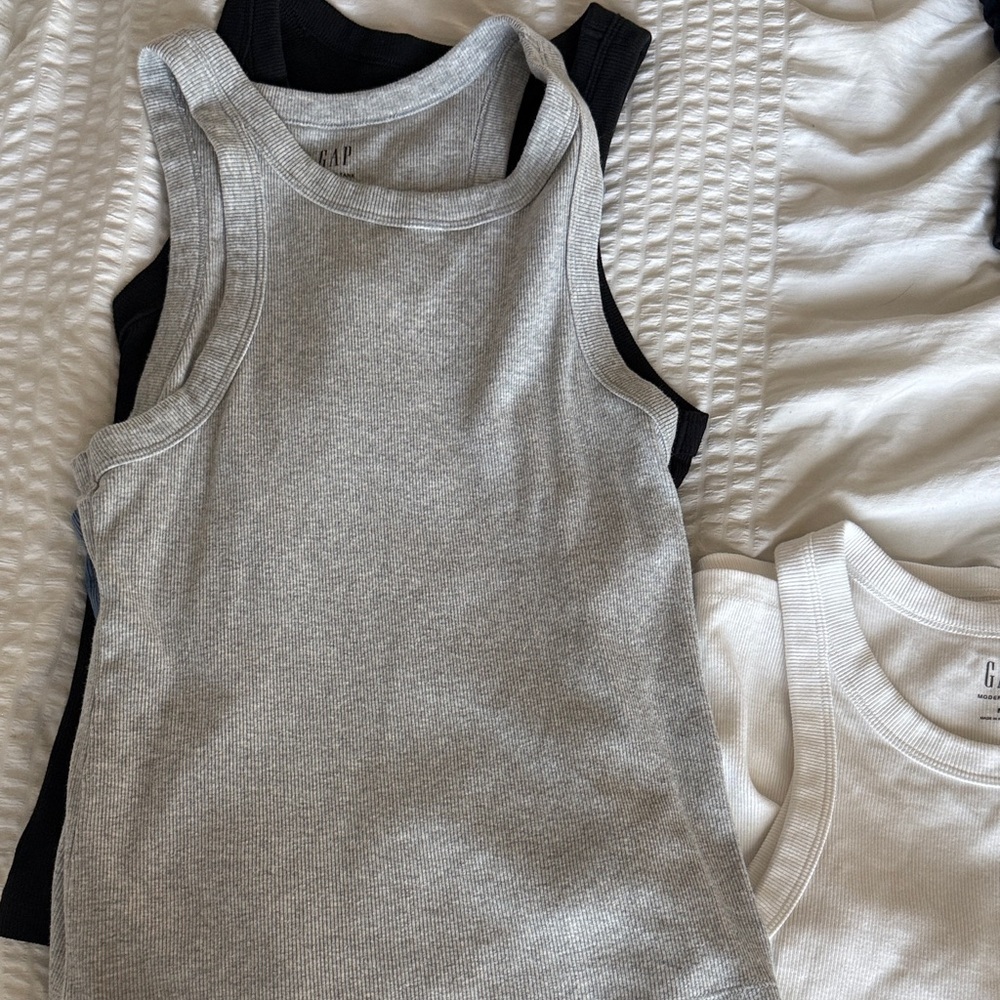 GAP Multi-Color Ribbed Tank Tops - Picture 3 of 5